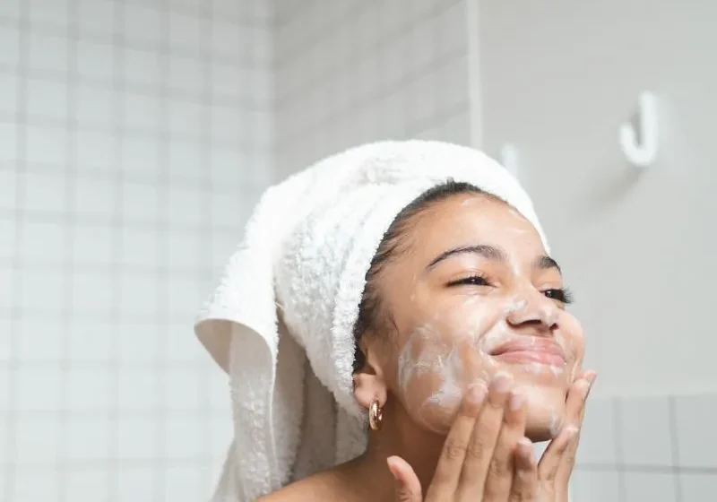 morning skincare habits for glowing skin