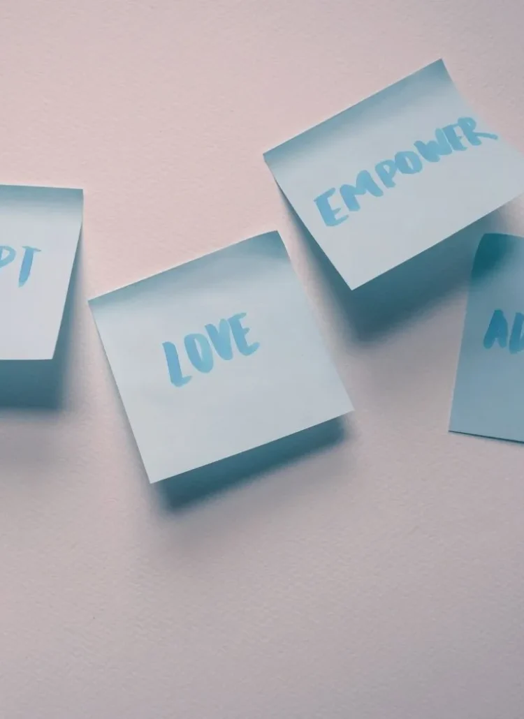 post-its with work of the year like love and empower