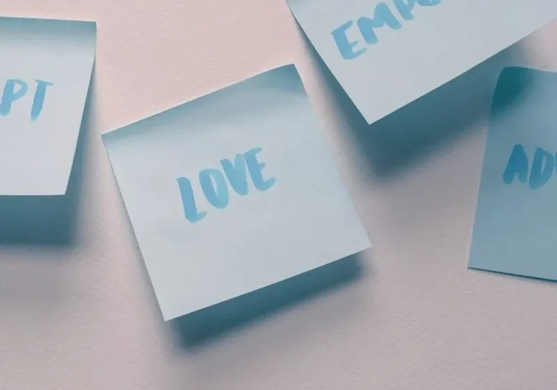 post-its with work of the year like love and empower